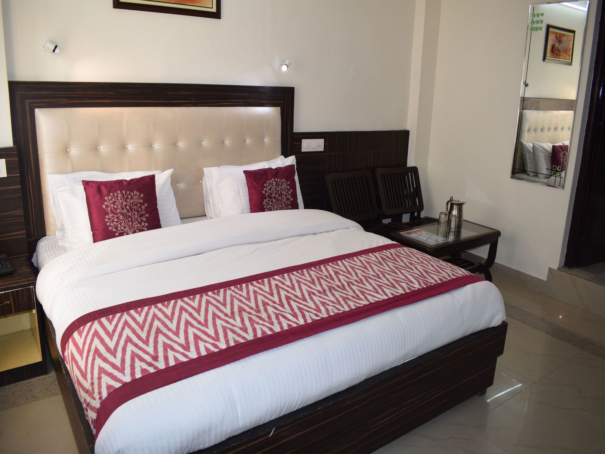 Oyo 10322 Hotel Raja Palace Dharamsala Zewnętrze zdjęcie